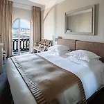 Отель Suisse