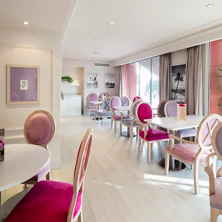 ホテル スイス 4*