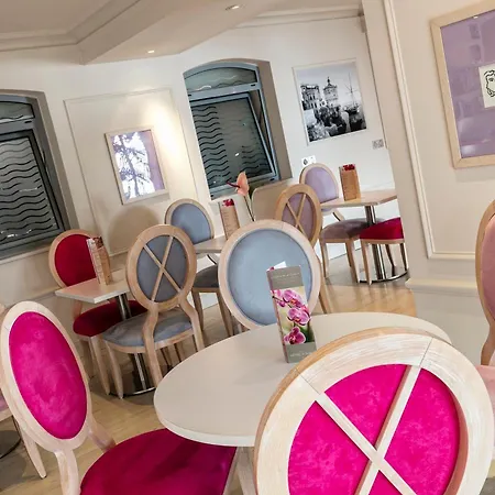 ホテル スイス 4*