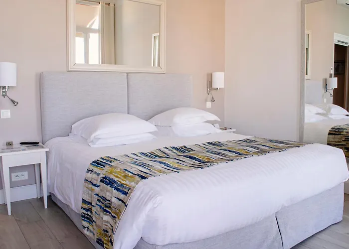 Suisse Hotell 4*