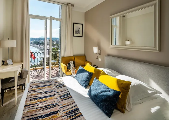 Hotell Suisse 4*