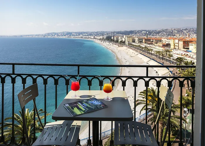 Suisse Hotell 4*